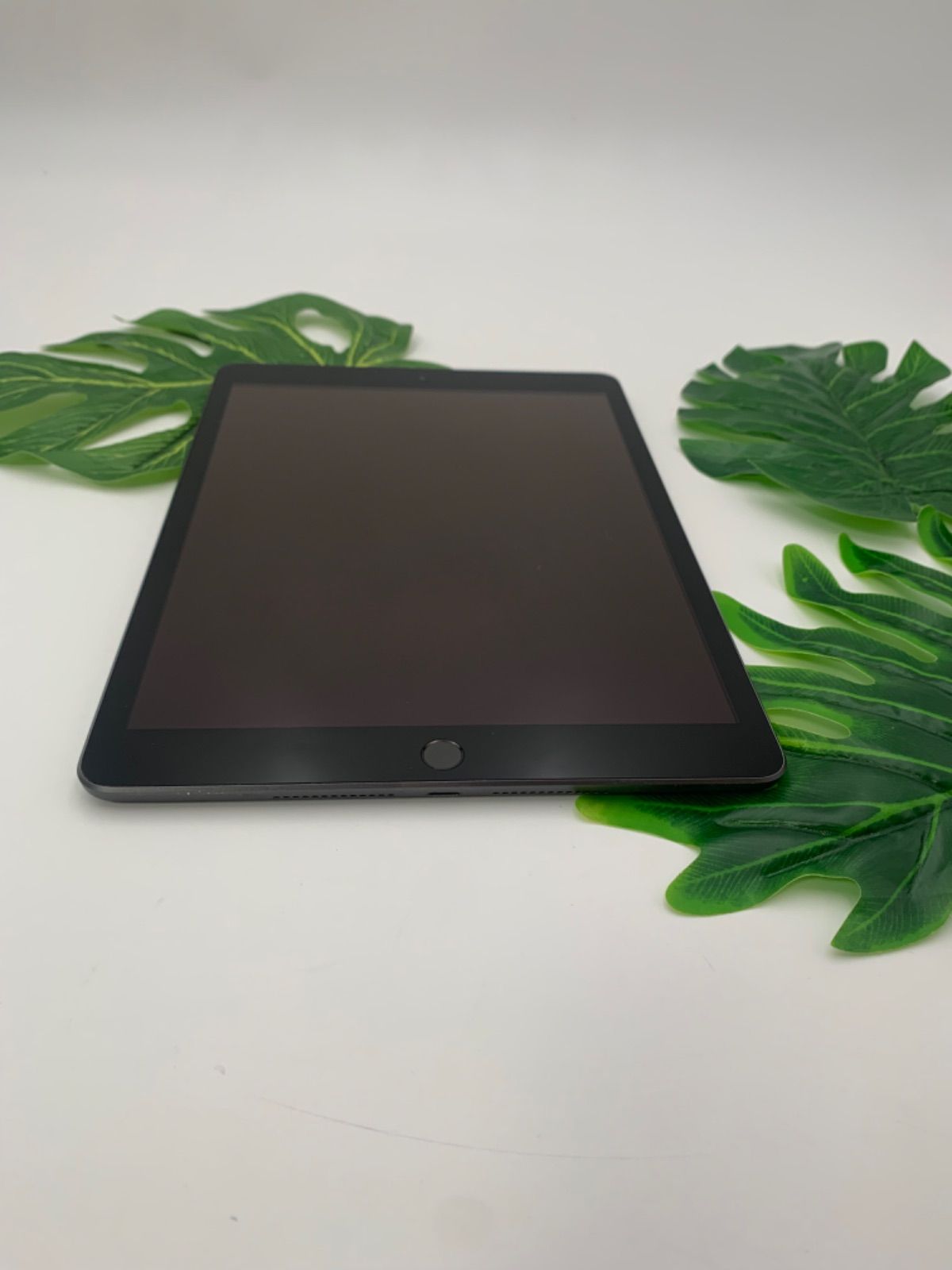 Apple iPad (モデル A2429) 32GB 第8世代 TS iPad 第8世代 Wi-Fi + Cellular 32GB A2429 iPad 第8世代 32GB