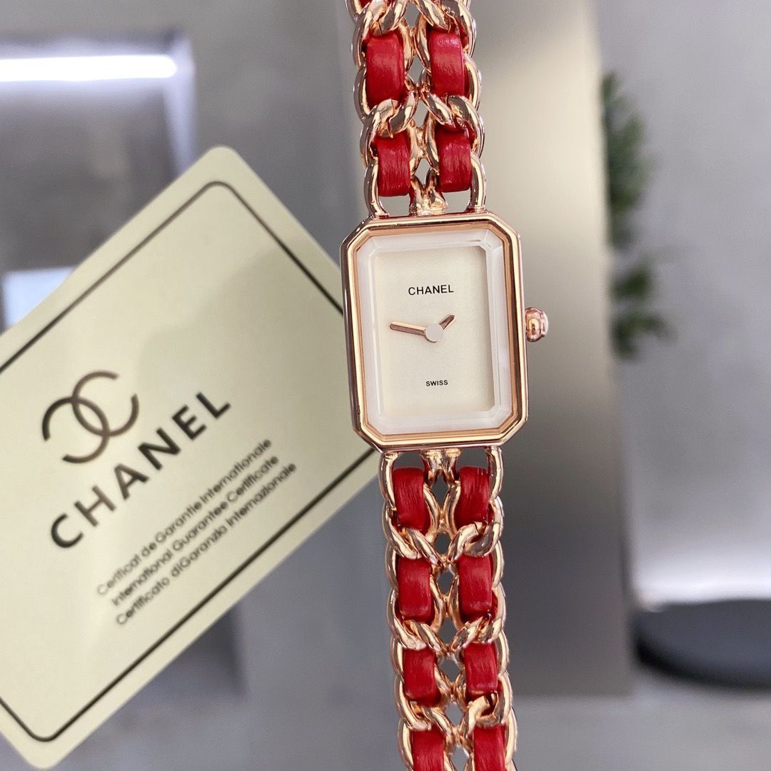 CHANEL プルミエール　レディース時計 CHANEL シャネル プレミエール レディース腕時計 26.1x20mm
