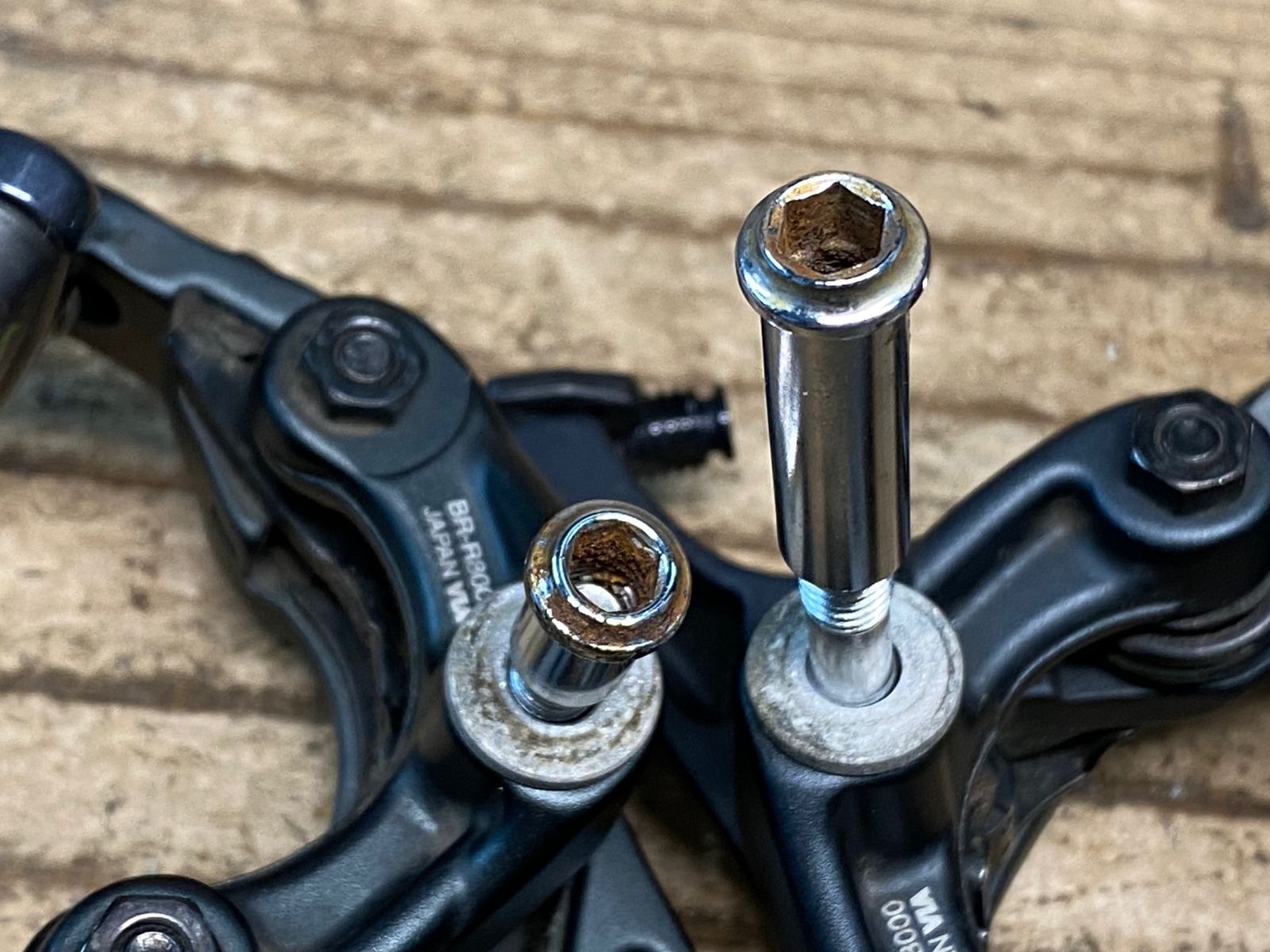 IY894 シマノ SHIMANO アルテグラ ULTEGRA BR-R8000 キャリパー
