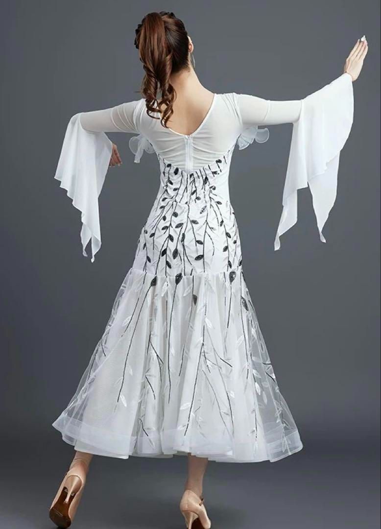 発表会・競技会向き✨スタンダードドレス　ブルー　Mサイズ 発表会・競技会向き?スタンダードドレス ブルー Mサイズ 発表会・競技