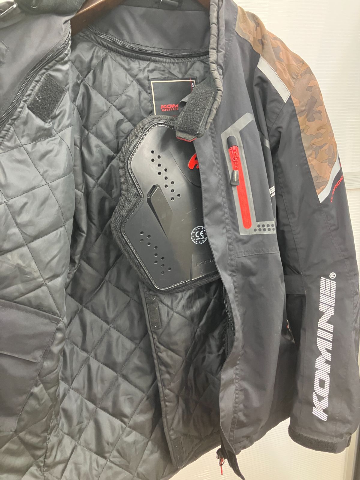 ROUGH&ROAD ジャケット ライナー プロテクター 肩 肘 背中 ベルト 肩肘張らずに着用できる