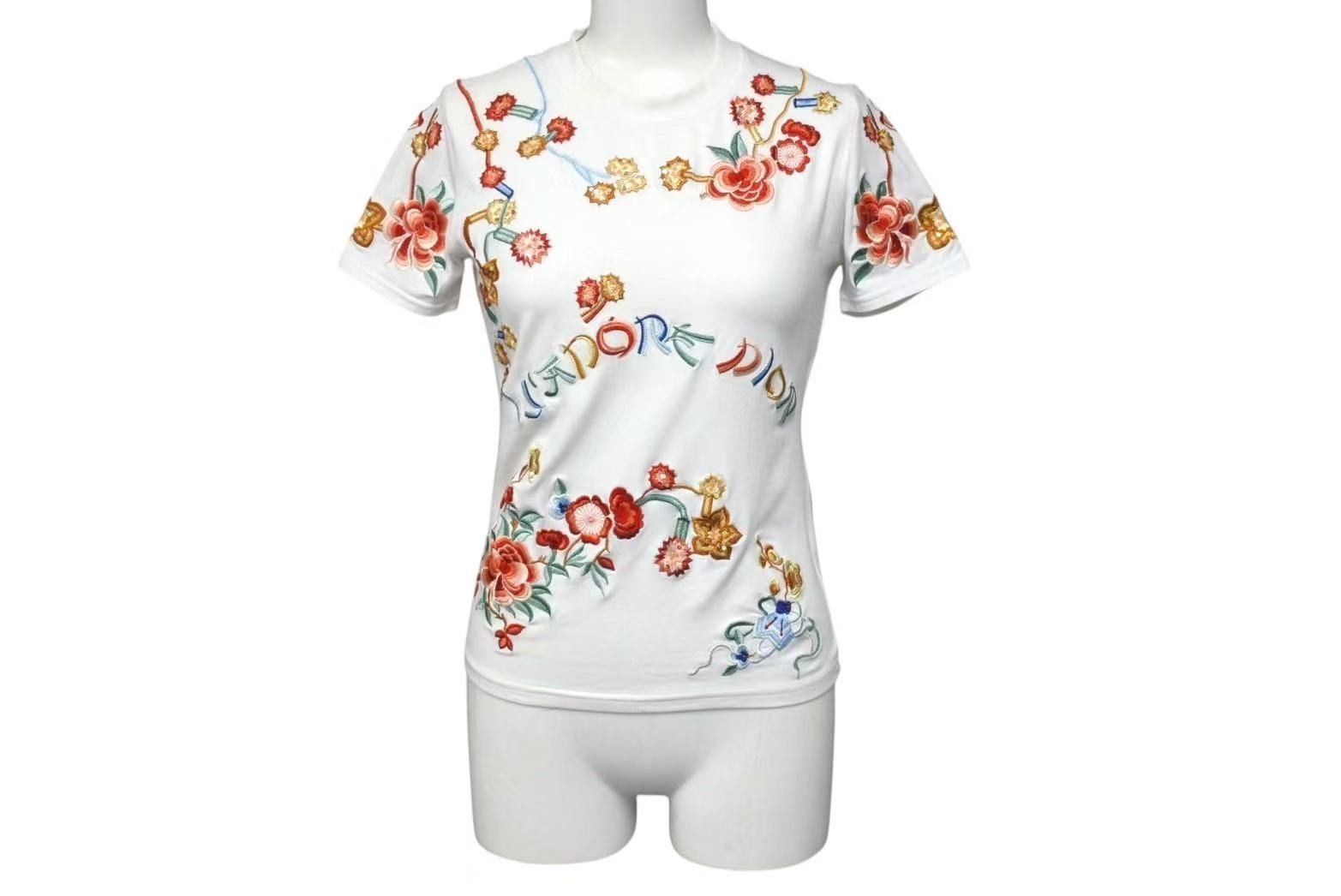 Christian Dior - ChristianDior クリスチャンディオール 花柄 刺繍 2P12033139 マルチカラー 半袖Tシャツ ガリアーノ期 サイズ36 美品 中古 4b000531 ChristianDior クリスチャンディオール 花柄 刺繍 2P12033139 マルチ