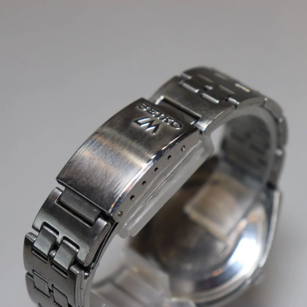 1970年代製】SEIKO LM (LORD MATIC）絹目模様シルバーダイヤル 