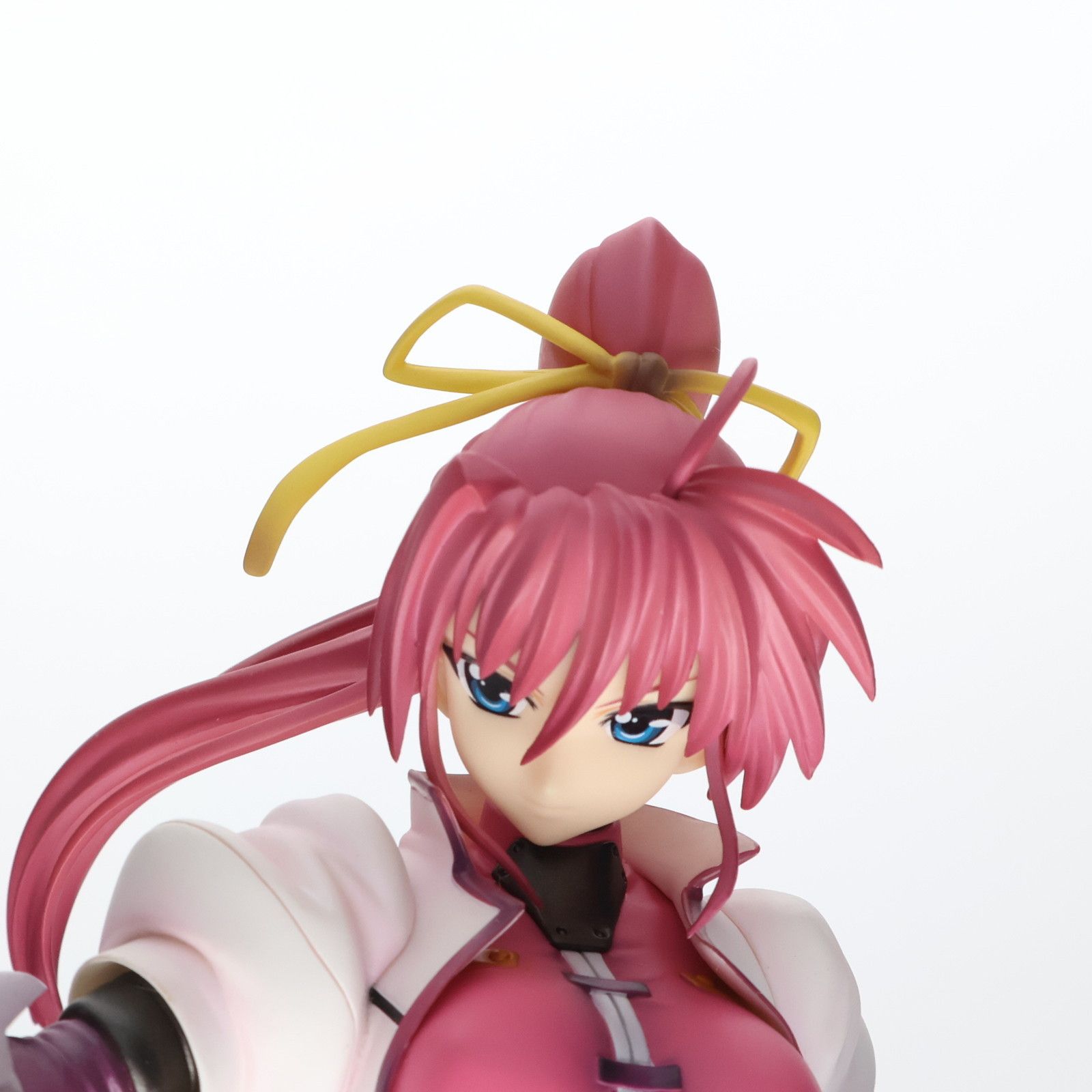 シグナム(Signum) 魔法少女リリカルなのはStrikerS