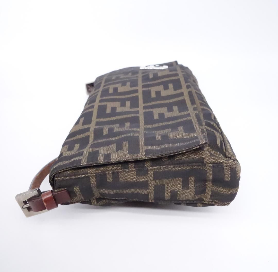 FENDI フェンディ ズッカ柄 ワンショルダーバッグ バゲット