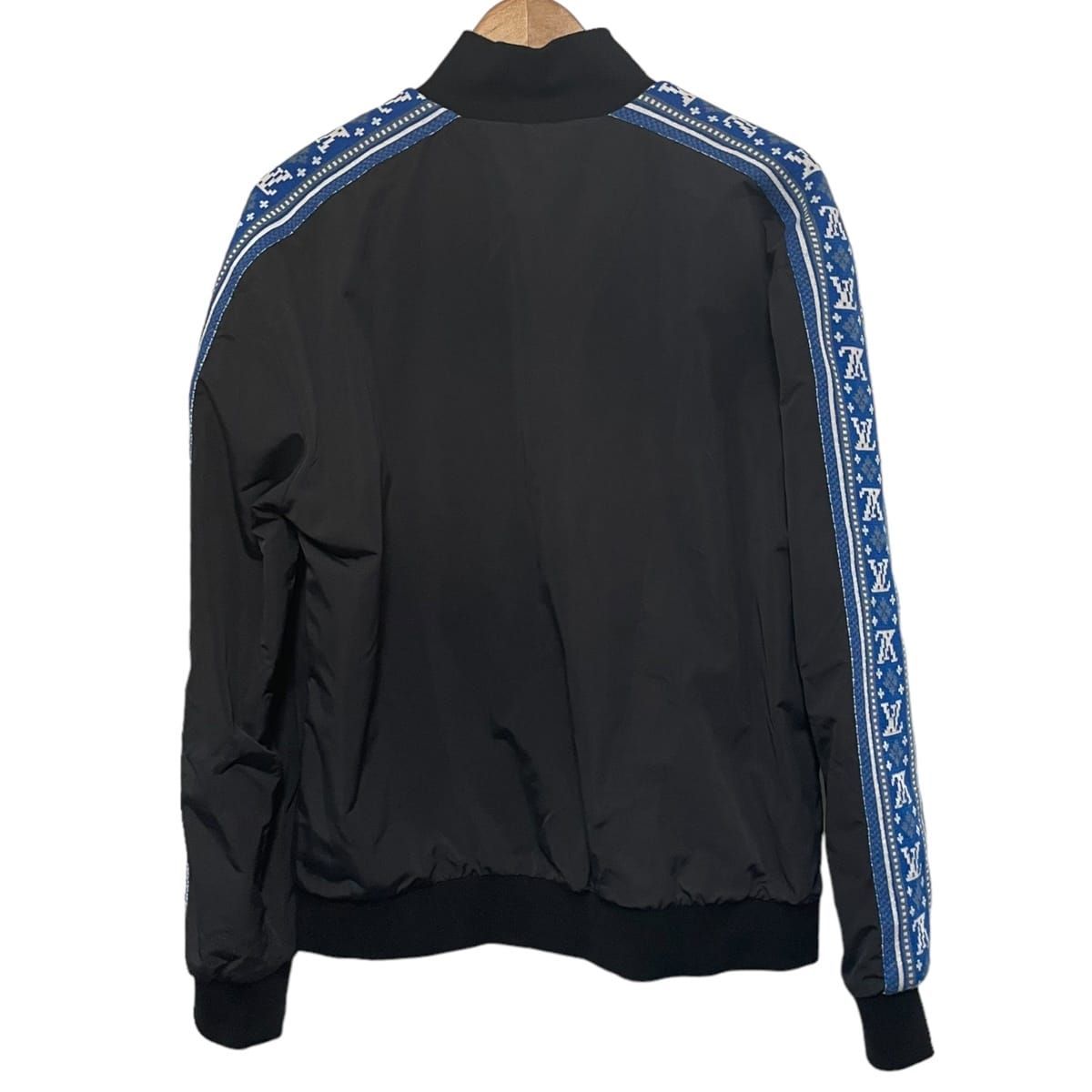 中古】 LOUIS VUITTON ルイ・ヴィトン アウター 1AAU4X LVフェア