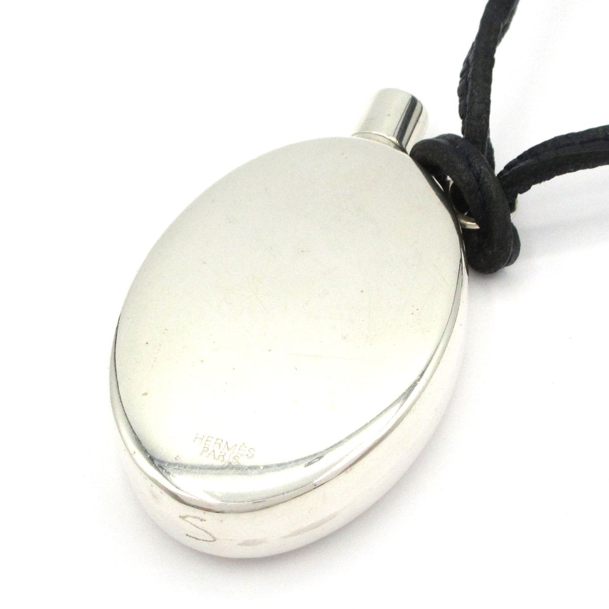 HERMES(エルメス) ネックレス - レザー シルバー×黒 パフュームボトル