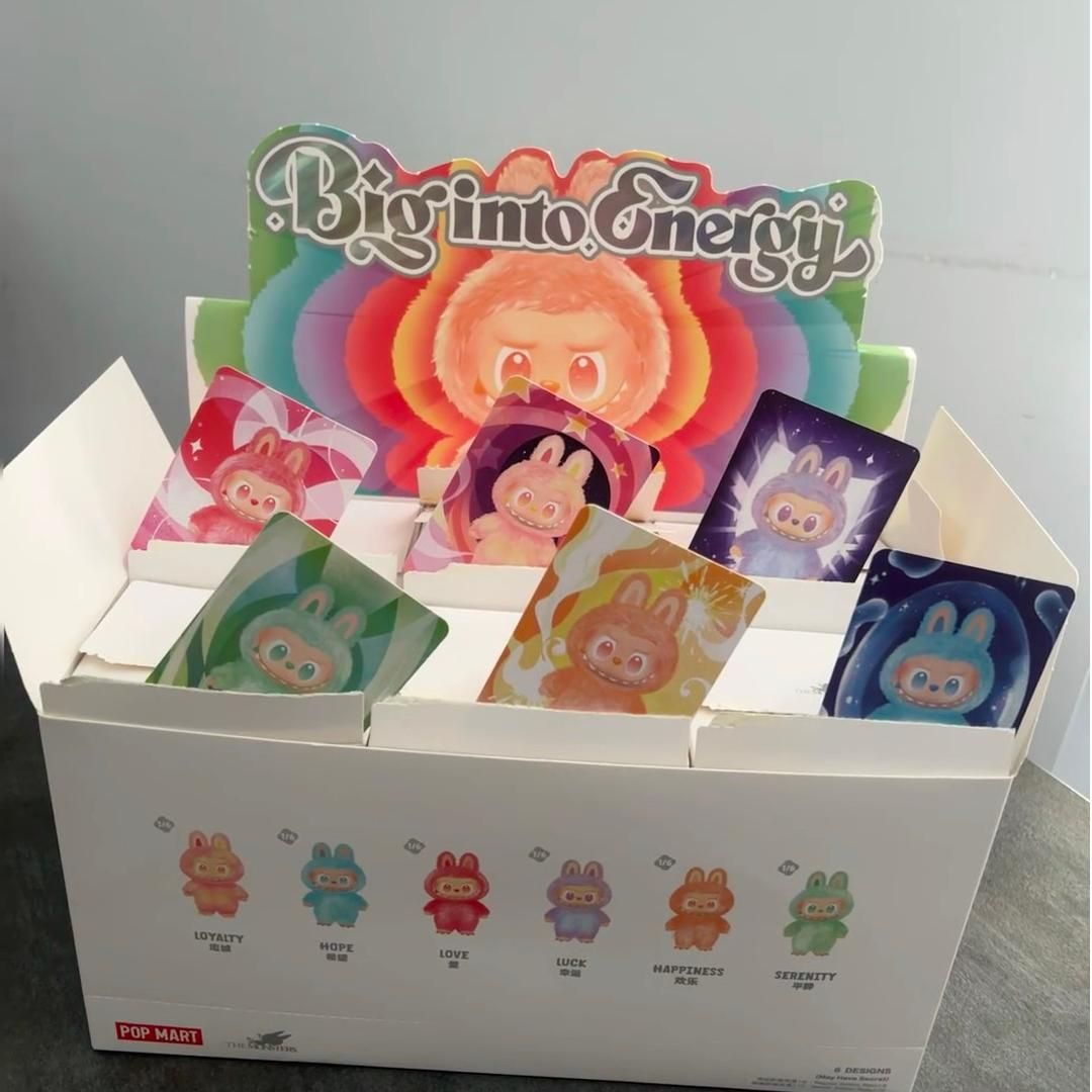 LABUBU ラブブ Big Into Energy LUCK 数量限定/送料込み】ラブブ labubu Big into Energy LUCK - メルカリ