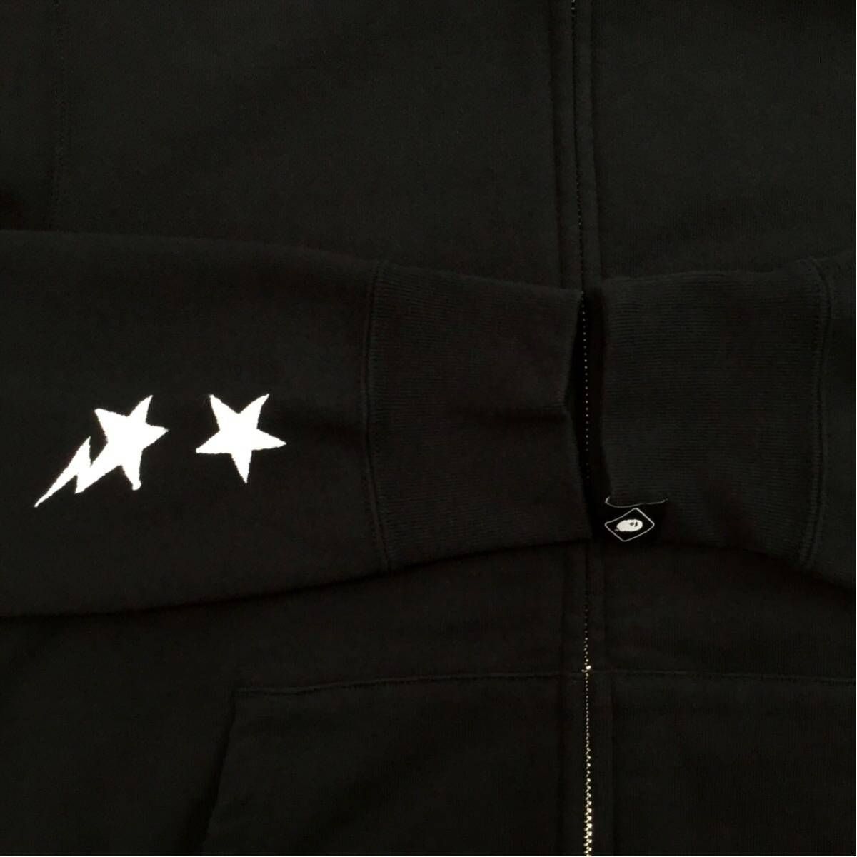 【激レア】APE×FCRBコラボMULTI CAMO シャークパーカー 激レア】APE×FCRBコラボMULTI CAMO シャークパーカー 激レア