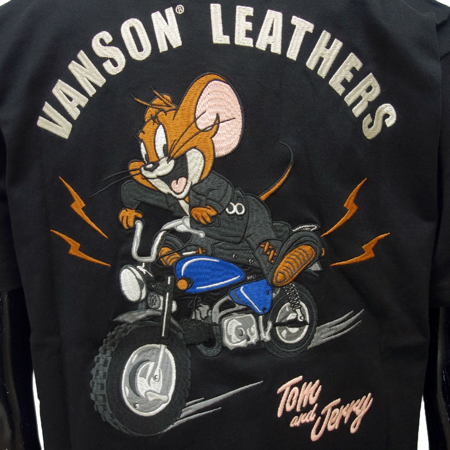 Amazon | [バンソン] トムとジェリー コラボ 刺繍 半袖 Tシャツ TJV-2317 XXL O/WHITE(オフホワイト) | Tシャツ・カットソー  通販 vanson Tシャツ VANSON バンソン 半袖 トムとジェリー コラボ TOM & JERRY メンズ キャラクター TJV-2518  刺繍 [バンソン] トムとジェリー ... VANSON トムジェリ トムとジェリー Tシャツ XXL