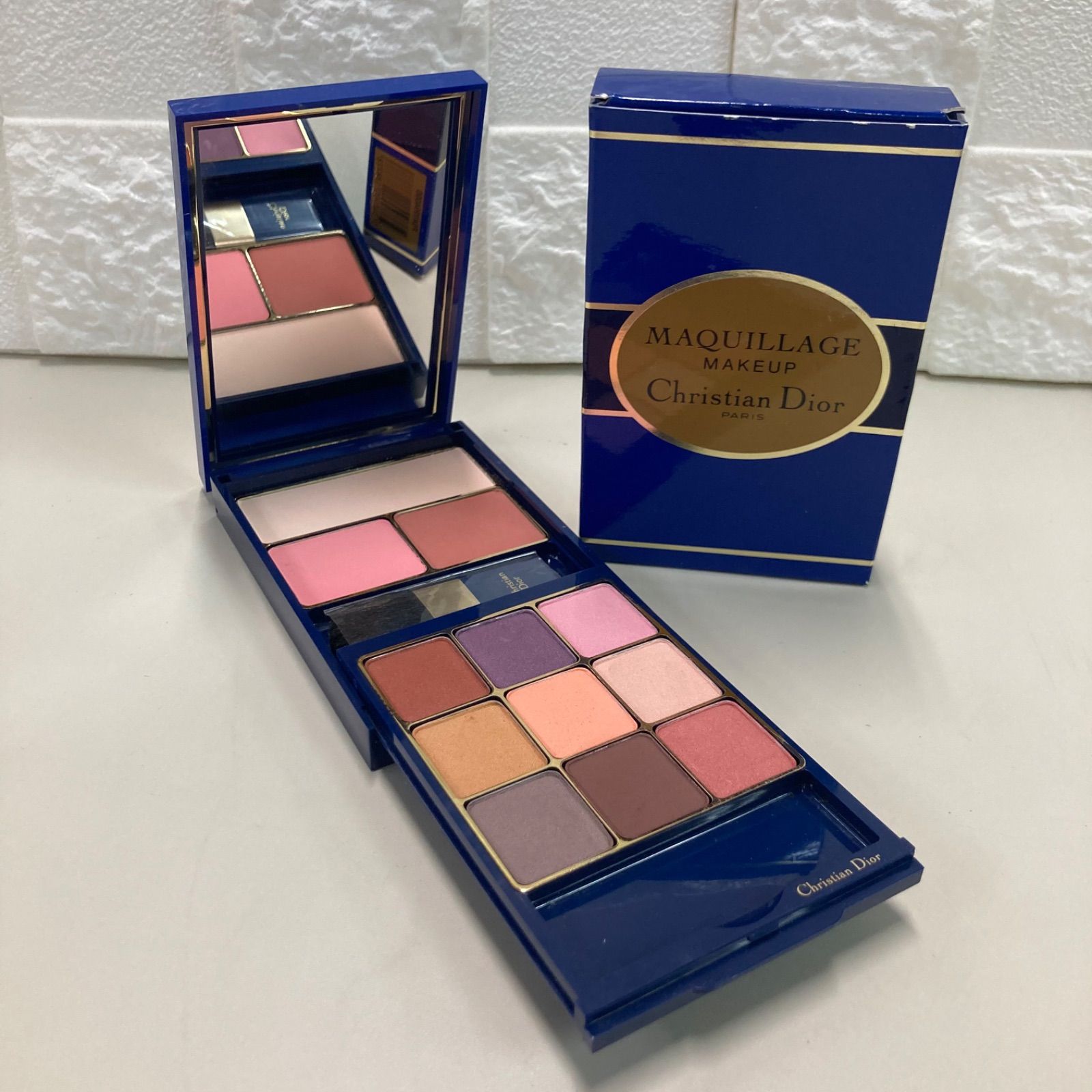 Dior、エスティローダー、マキアージュ　メイクアップセット Amazon.co.jp: 【2023ホリデーコレクション】エスティーローダー