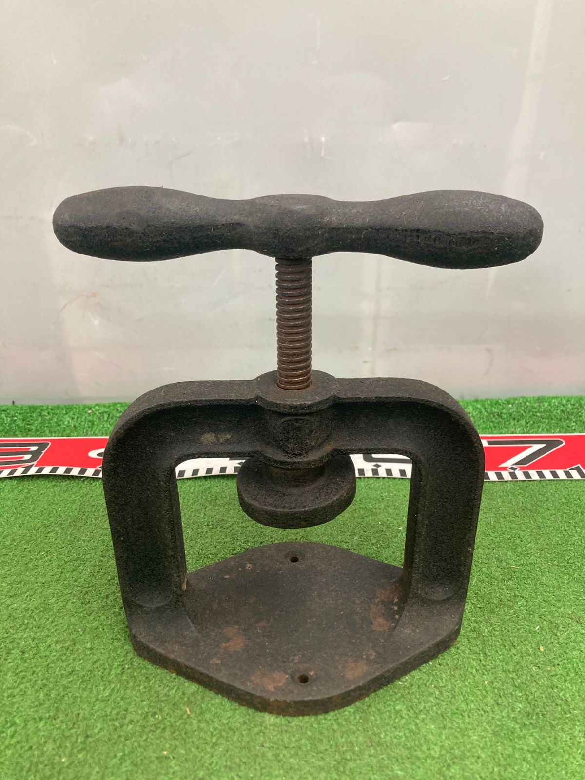 0922 手動プレス機