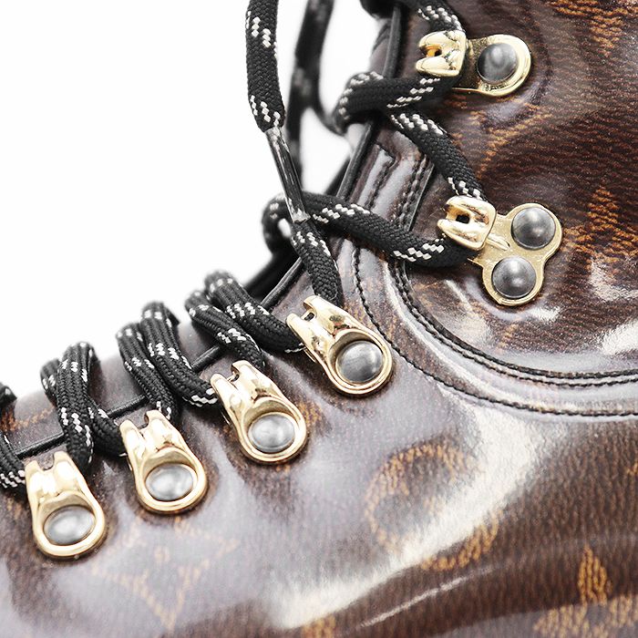 LOUIS VUITTON モノグラムアンクルブーティ 新品同様】LOUIS VUITTON ルイ・ヴィトン アンクルブーツ アウト