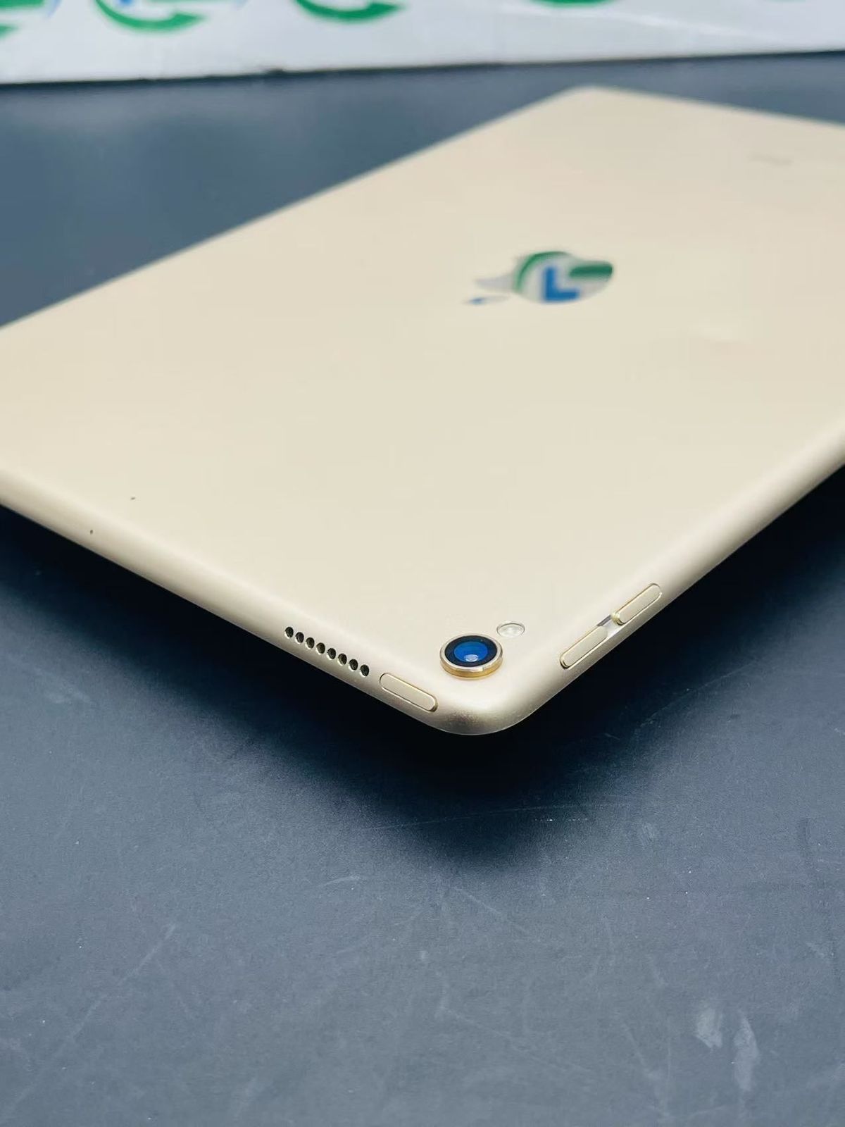 10.5インチ 256GB