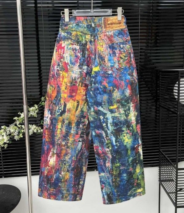 人気 Acne