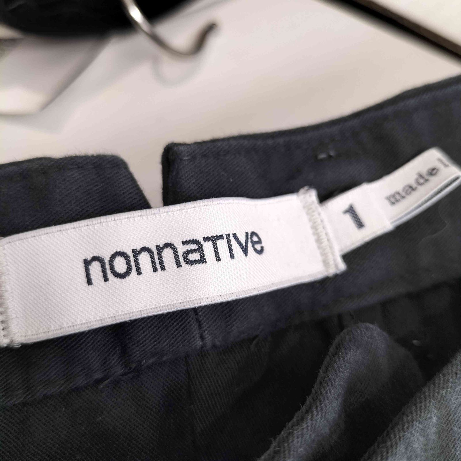 ノンネイティブ nonnative TRAVELER ANKLE CUT SLACKS メンズ