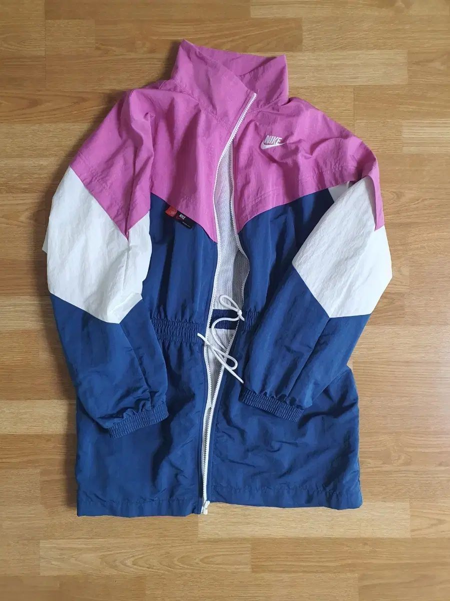 ナイキ ブロック ウィンドブレーカー アイコン クラッシュ ジャケット ピンク ネイビー sサイズ
