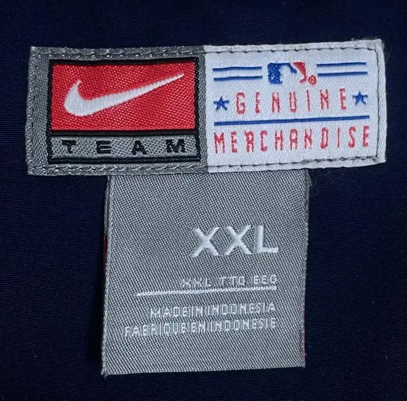 XXL NIKE