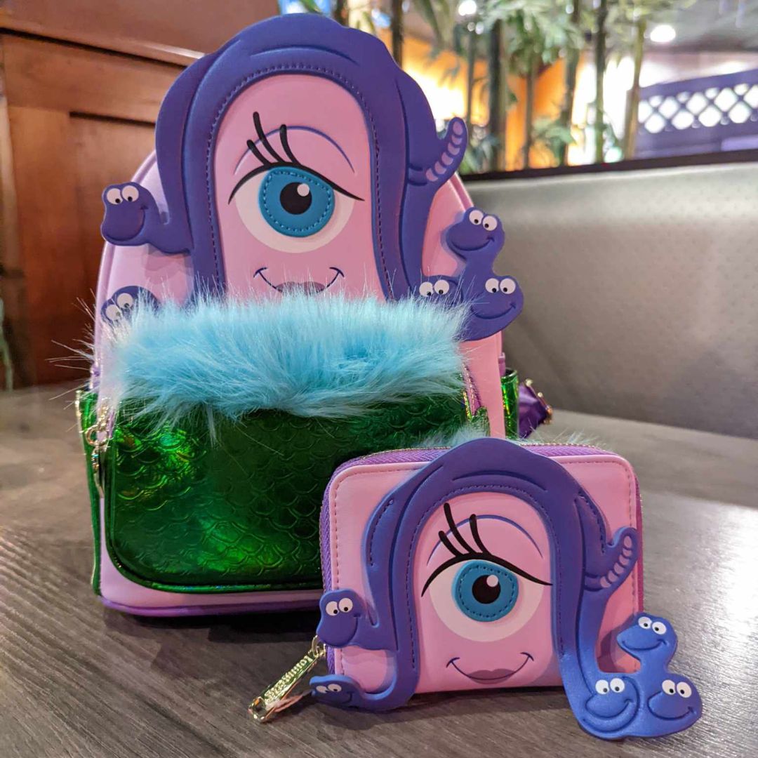 ラウンジフライ　ディズニー　ピクサー Amazon.co.jp: Loungefly ピクサー トイストーリー 映画 コラボ