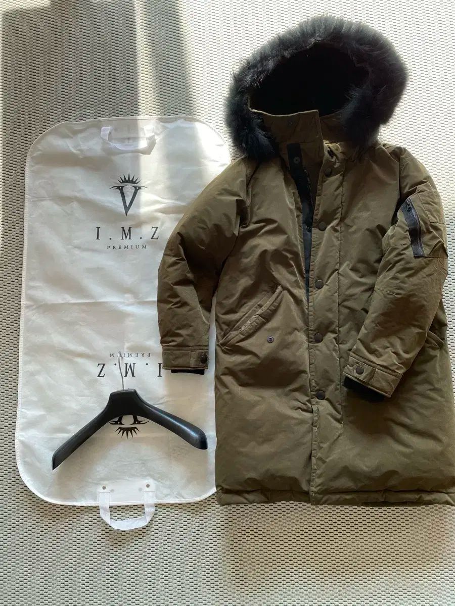 間奏曲 ( IMZ ） プレミアム グースダウンコート