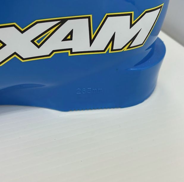 ジュニアスキーブーツ