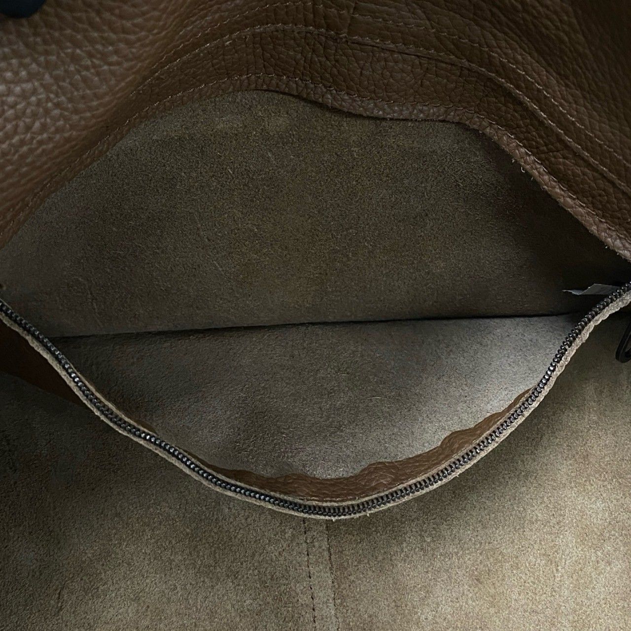 極 美品 BOTTEGA VENETA ボッテガヴェネタ イントレチャート レザー 本