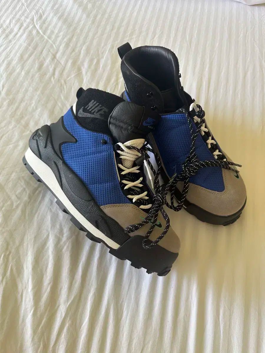 新品 NIKE(ナイキ) x sacai(サカイ) マグマスケープ SP バーシティ ロイヤル
