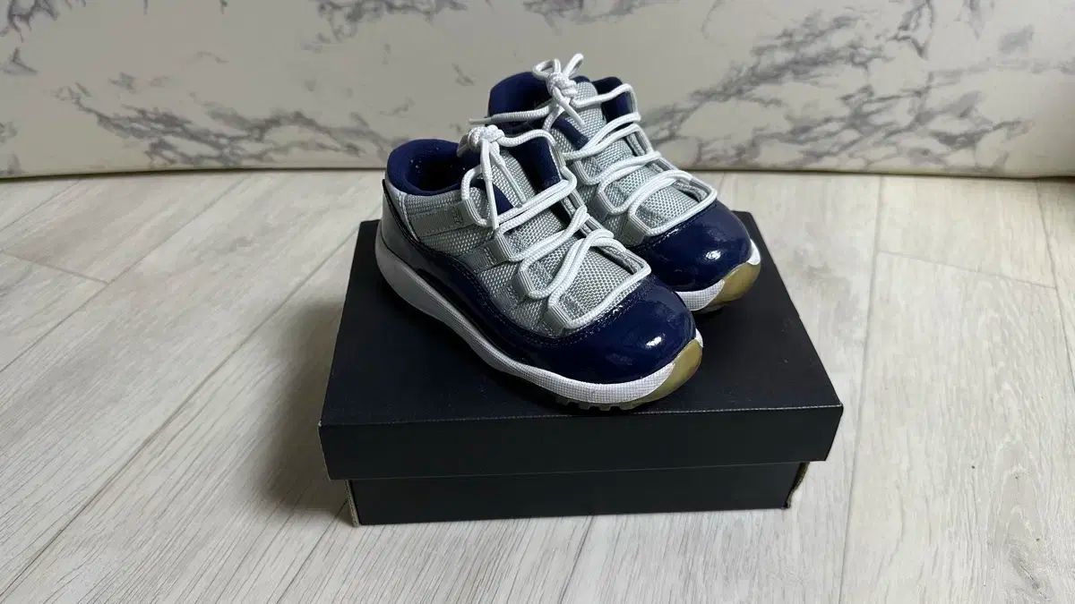 Jordan 0 Low Retro Air - キッズ 140) ジョーダン11ロー (ジョージタウン インフラレッド Size | 'Georgetown' 007 NIB