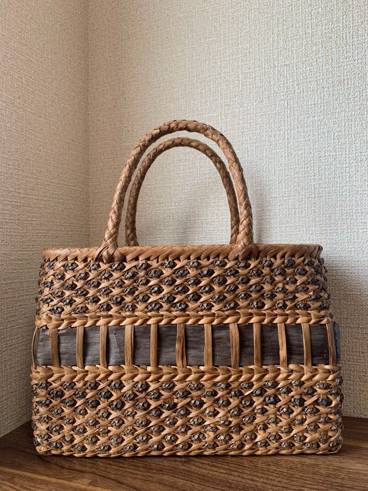 胡桃、山葡萄 山葡萄かごバッグ 胡桃かごバッグ 手作り 籠バッグ 内布