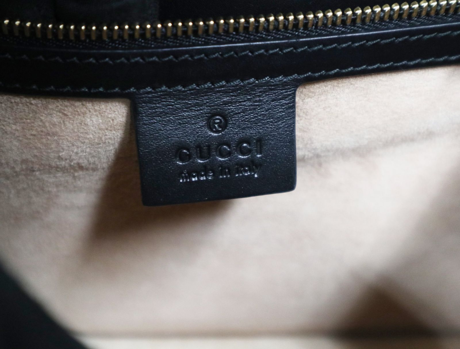 グッチ GUCCI 421882 シルヴィ レオパード ハラコ シェリー レザー