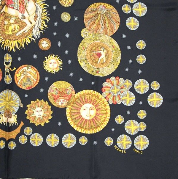 HERMÈS スカーフ カレ90 LE ROY SOLEIL 太陽王 楽天市場】エルメス HERMES カレ90 LE ROY SOLEIL 太陽王 大判