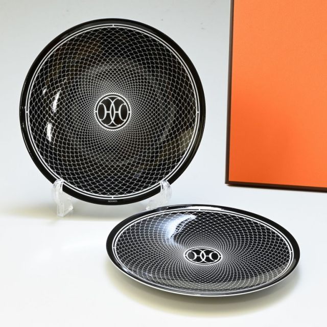★ジモティ割あり★ CORONA 電気ストーブ  18年製 動作確認／クリーニング済み MT3351 ☆ジモティ割あり☆ CORONA 電気ストーブ 18年製 動作確認