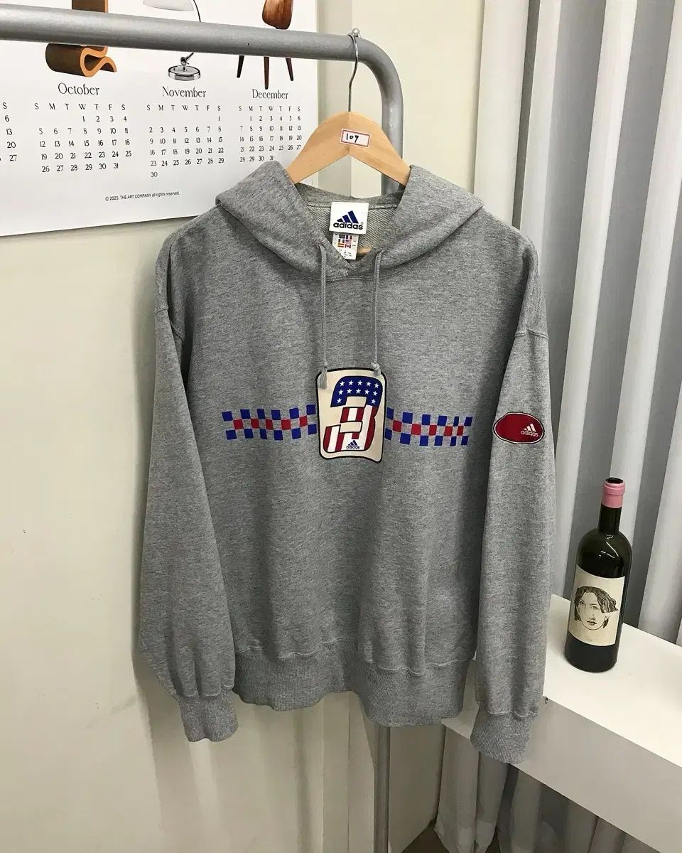 人気SALE，新品 アディダス 00s ヴィンテージ フーディー パーカー