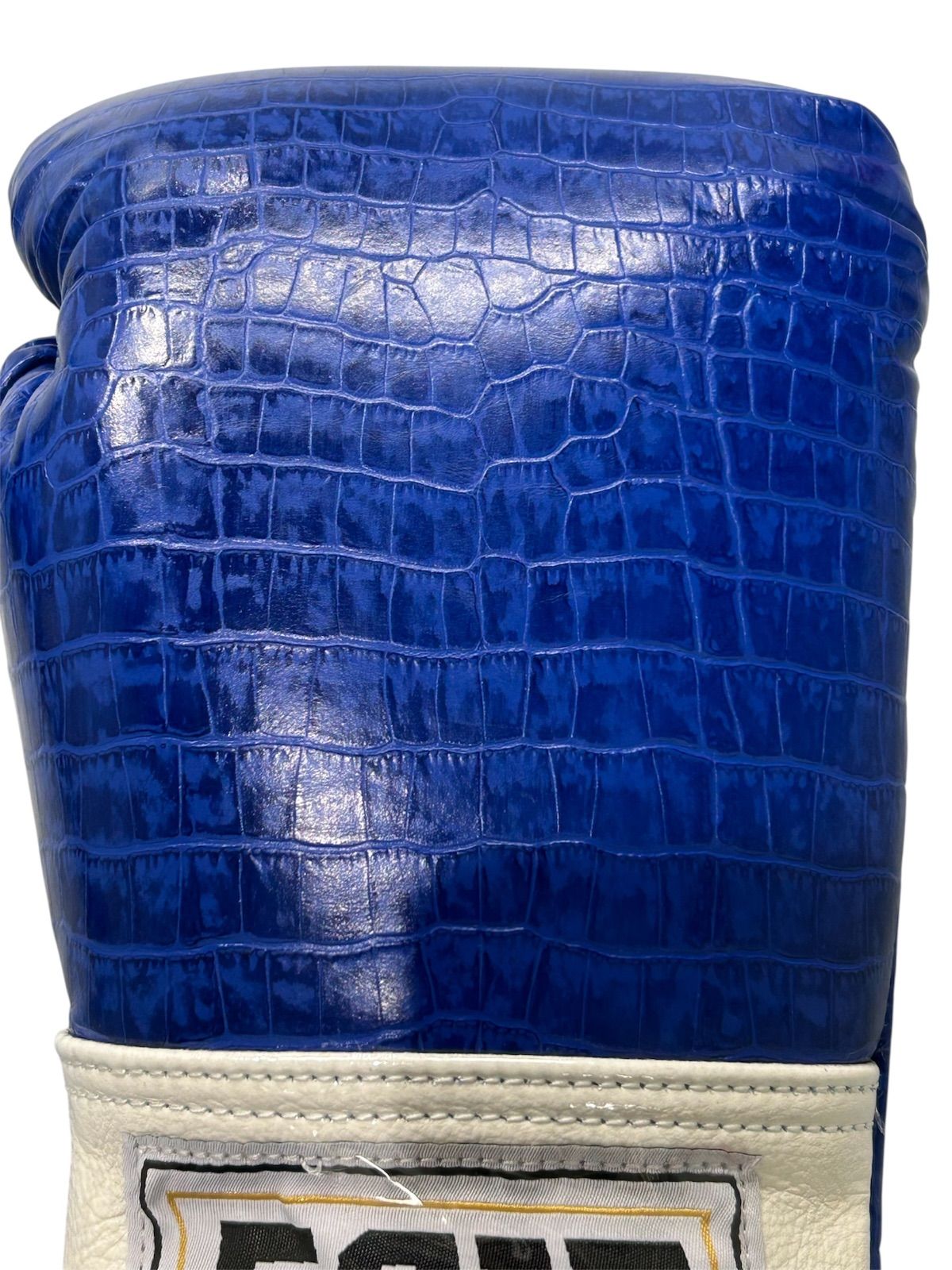 BLUE CROCODILE