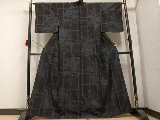 べ*べ様 kimonoarisa●未使用同然●本場真綿絢結城紬●正絹●反物 本場真綿結城紬 黝色(ゆうしょく) 袷 | きじばとや