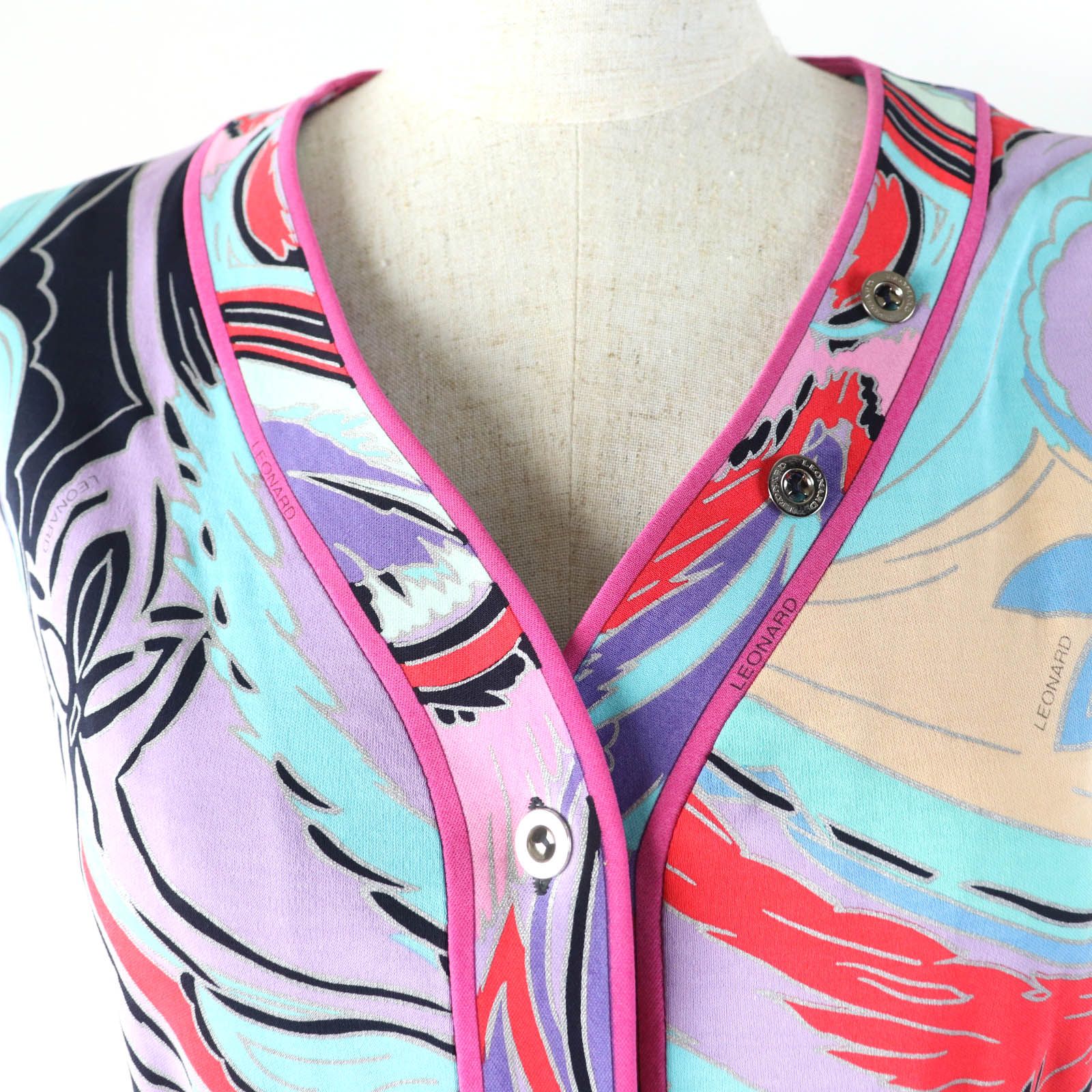 極美品☆LEONARD FASHION レオナール ファッション コットン100％ 総柄  