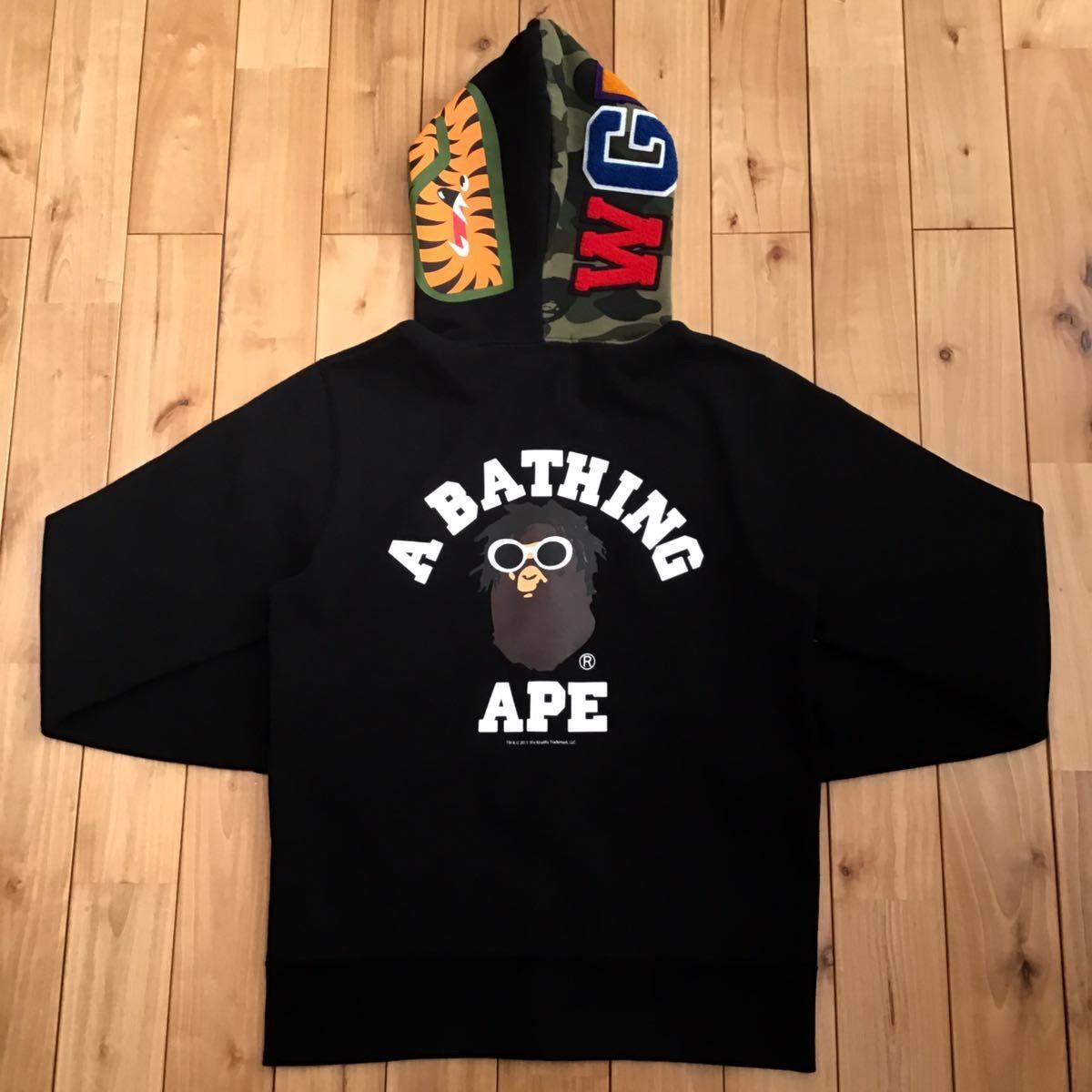 A BATHING APE パーカー A BATHING APE® ジップアップ パーカー | ブラック | FARFETCH JP