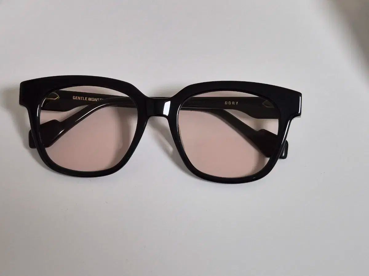 ジェントル モンスター 大梁 サングラス
