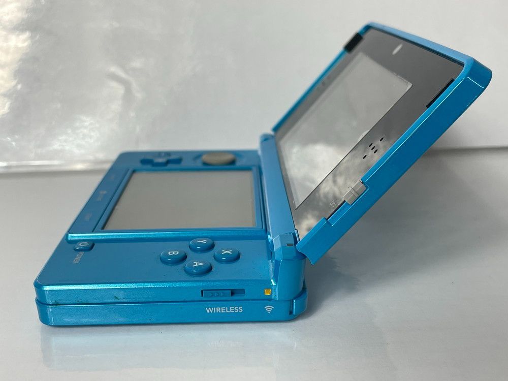 3DS ライトブルー
