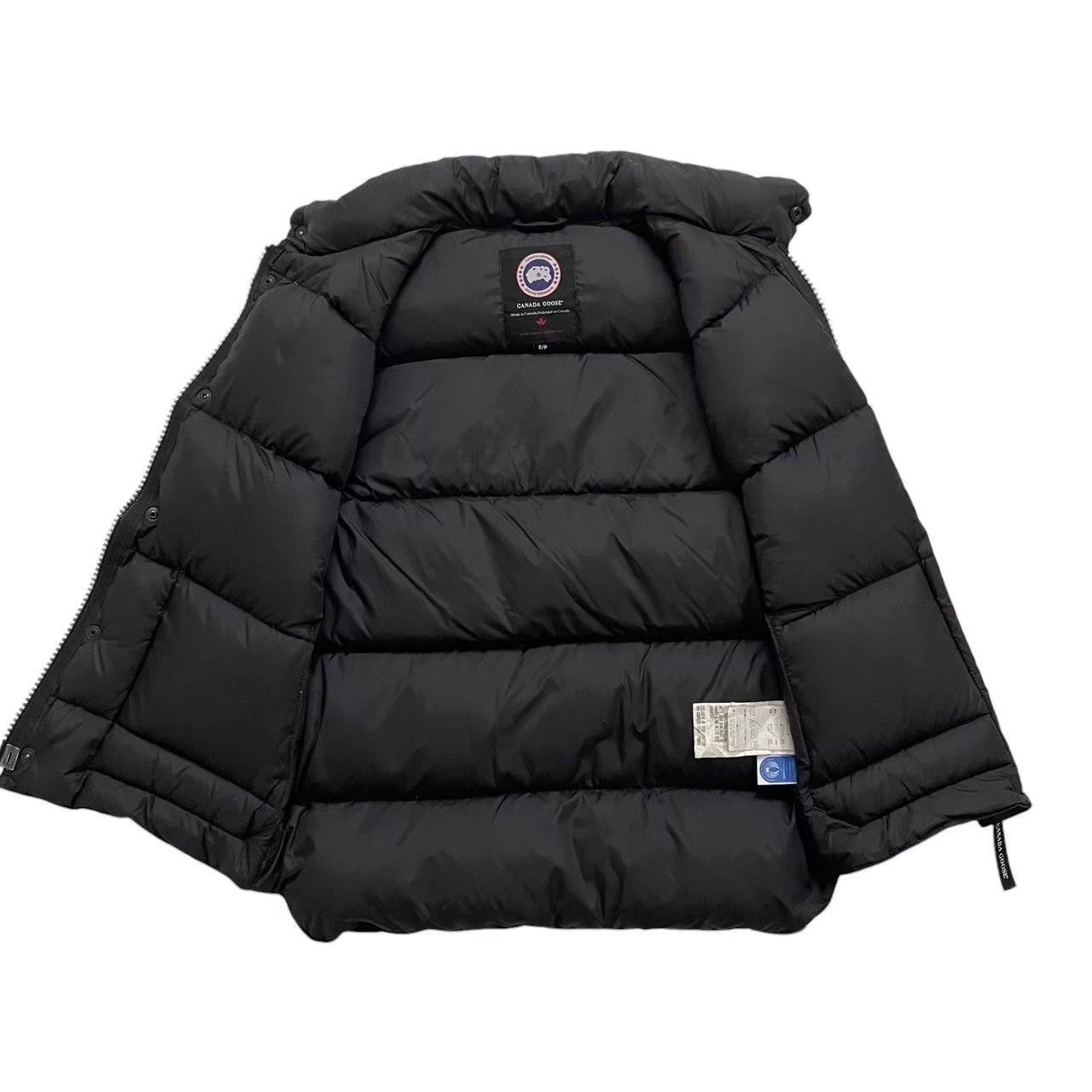 CANADA GOOSE カナダグース ダウンベスト 黒 4131JMウィンザー 【公式