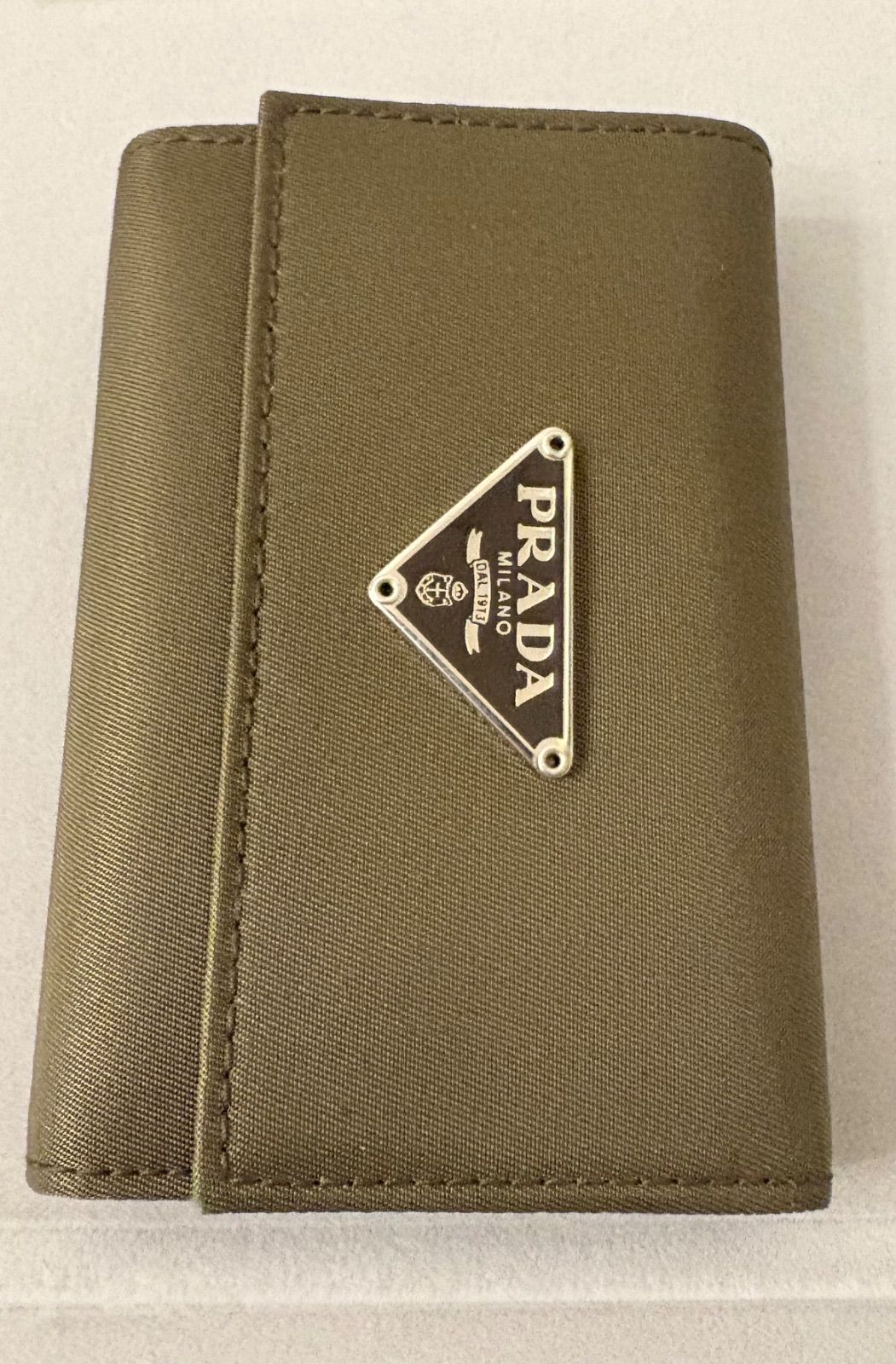 プラダ　PRADA オリーブグリーン キーケース プラダ キーケース ナイロン/レザー オリーブグリーン【PRADA