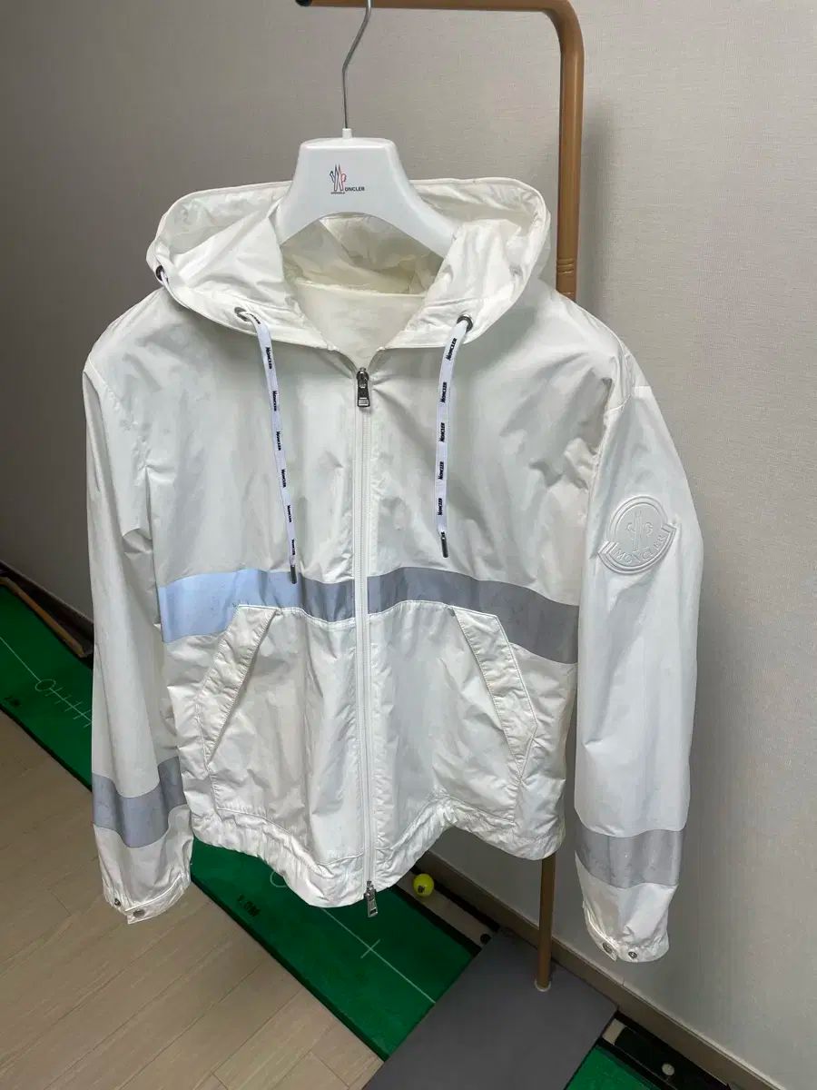 モンクレール BIGワッペン ウィンドブレーカー 3サイズ 実寸105