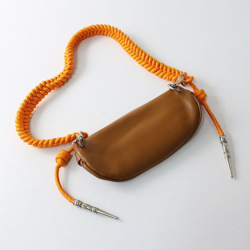 アベック ラ トループ AVEC LA TROUPE レザーボディバッグ |ブラウン オレンジ ウエストバッグ 本革 鞄 かばん カバン 2400014546699