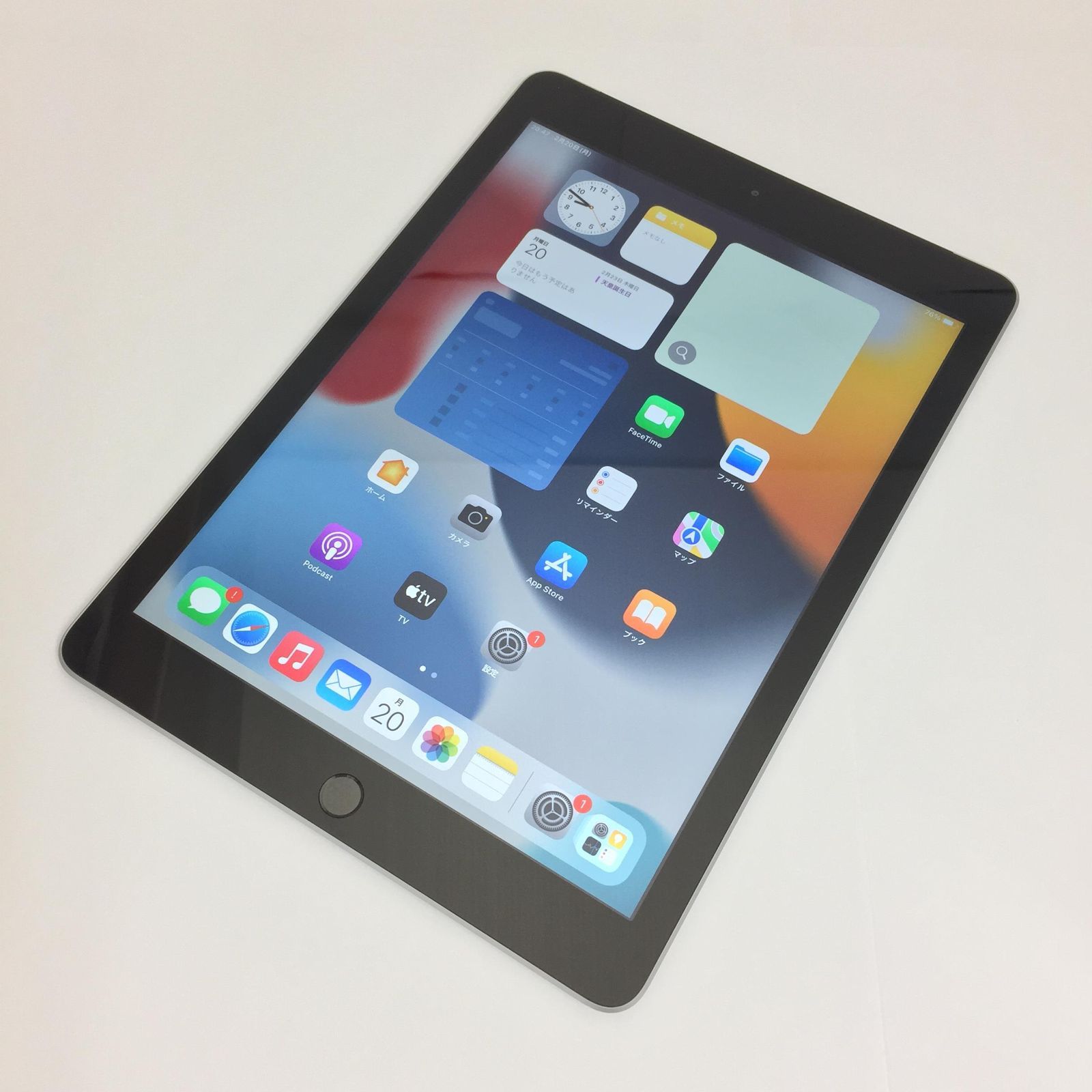 【驚きの値段で】 良品】iPad (第5世代)/128GB/355806080319230 - メルカリ iPad本体