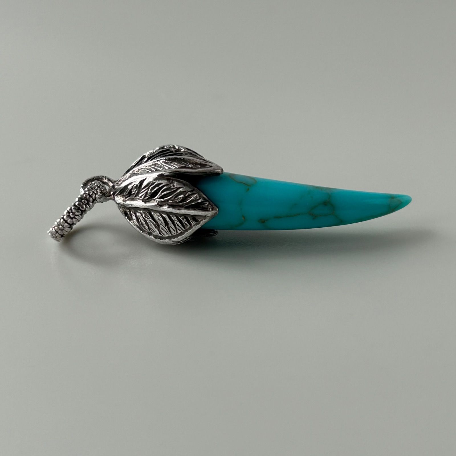 GUCCI 希少 アラベスク アンガーフォレスト ブルピアス お値下げしました！ GUCCI グッチ アンガーフォレスト ラビット ピアス うさぎ 兎 両