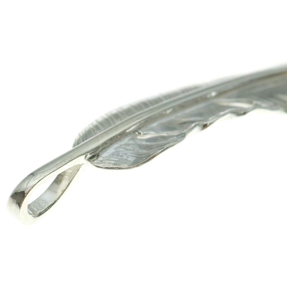  goro s ゴローズ メタル付き特大フェザー 右向き ペンダントトップ シルバー ゴールド その他 アクセサリー