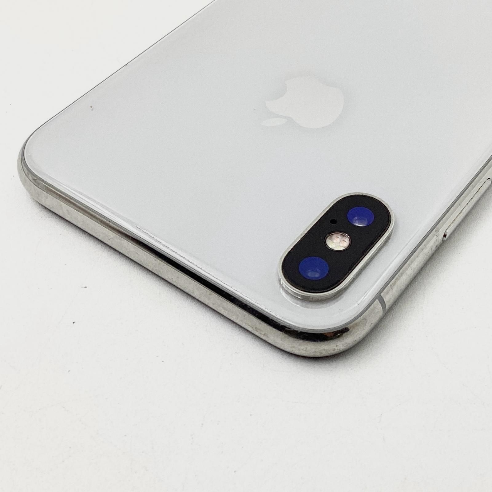 最速発送】Apple iPhone X 64GB シルバー docomo 白ロム 78%【難有