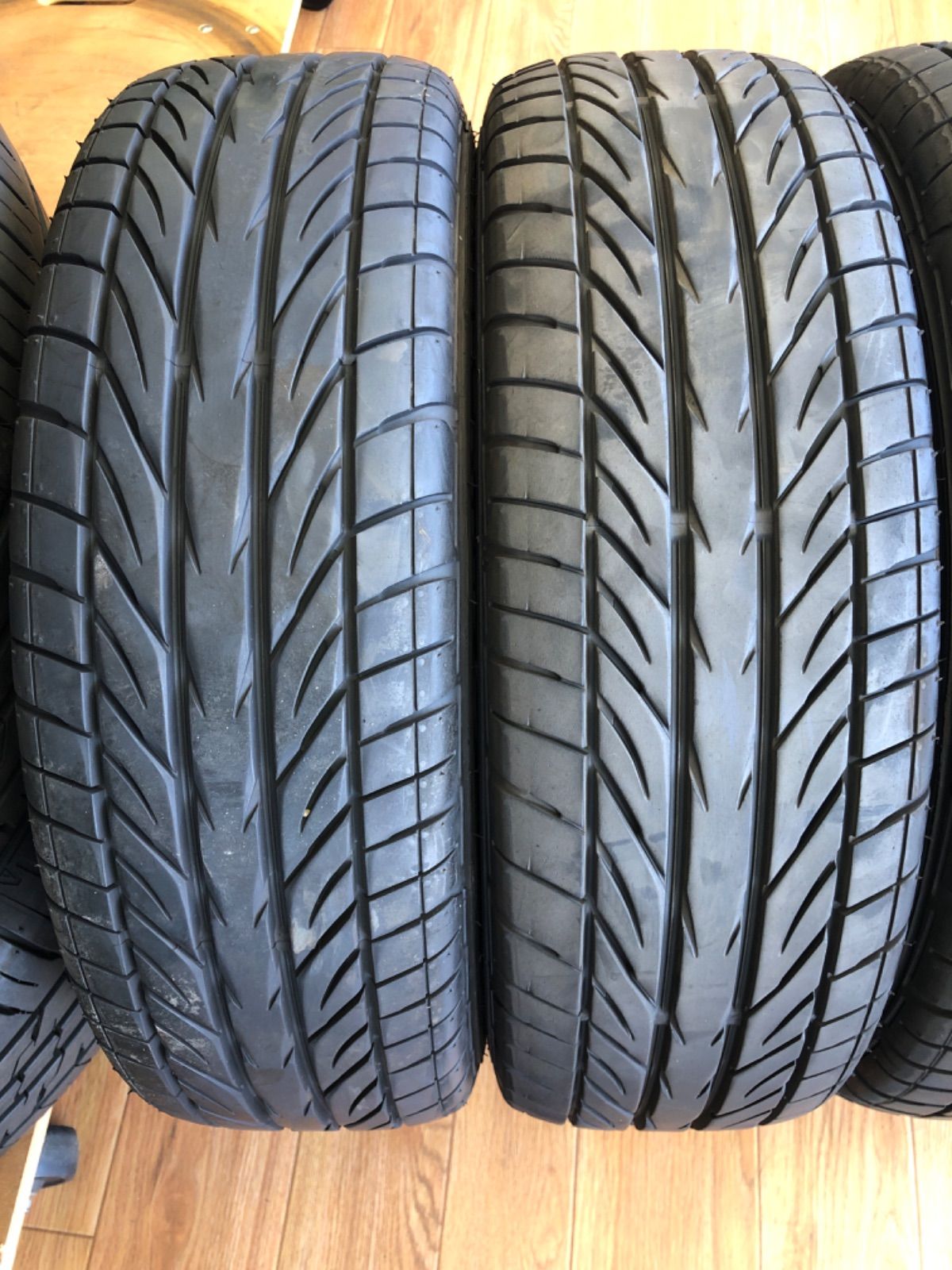 タイヤ・ホイール EAGLE REVSPEC RS-02 165/55R14 72V 価格.com - グッドイヤー EAGLE REVSPEC RS-02 165/55R14 72V
