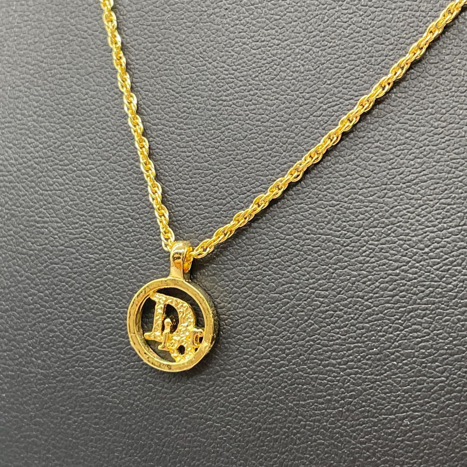 Christian Dior クリスチャン ディオール Dロゴ サークルロゴ ネックレス ペンダント 首輪 ゴールド ジュエリー ヴィンテージ