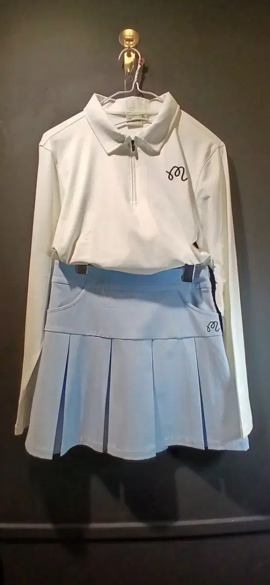 ゴルフウェアロングスリーブスーツ